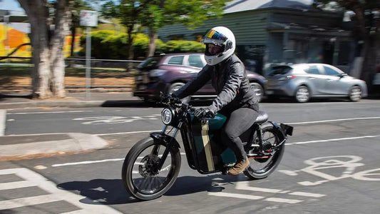 Kellie Buckley: Streetdog80 Review