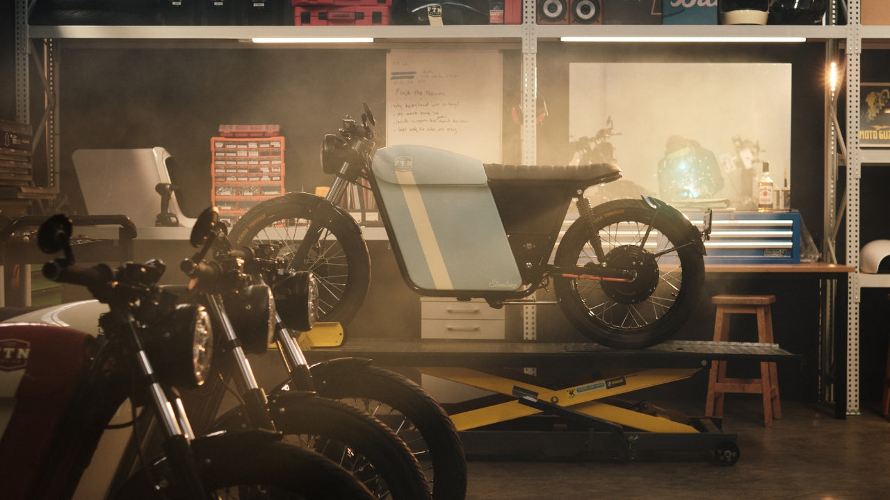 Load video: Meet the Streetdog Classic | The highlight of your day | FTN Motion